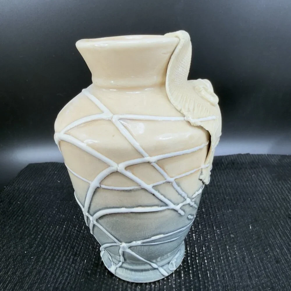 Delicate Ceramic‎ Vase Vessel With Texture Flower Pot Container Vintage Decor